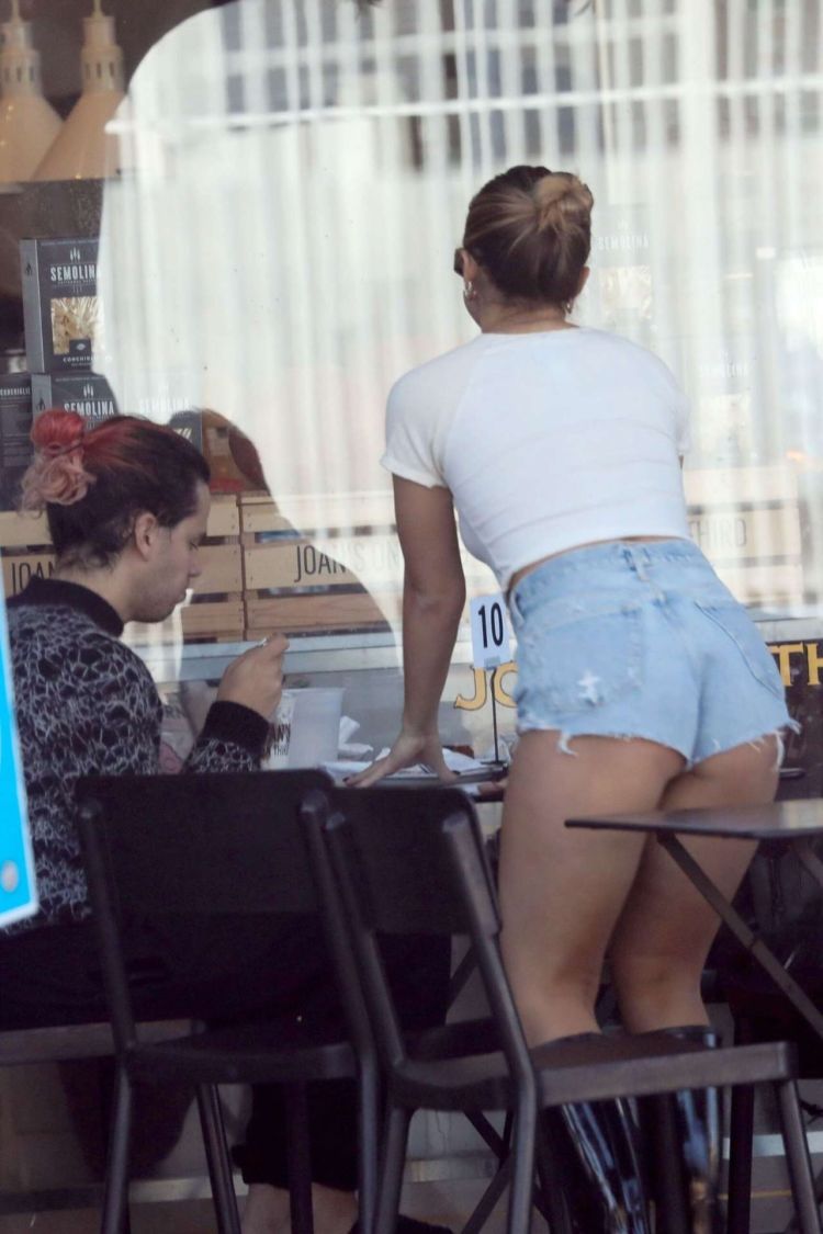 Addison Rae In Denim Shorts At Joan's On Third In West Hollywood