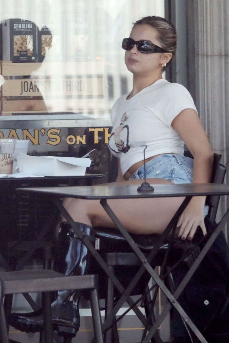 Addison Rae In Denim Shorts At Joan's On Third In West Hollywood