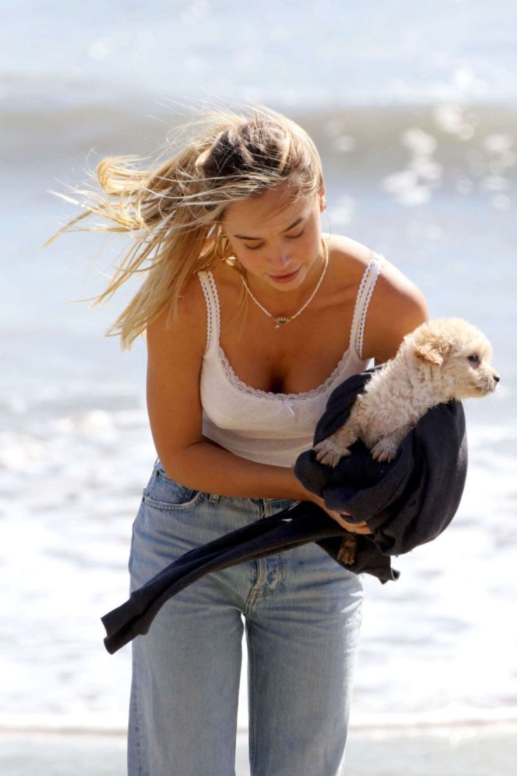 Alexis Ren Spotted At The Beach With Her Puppy In Malibu