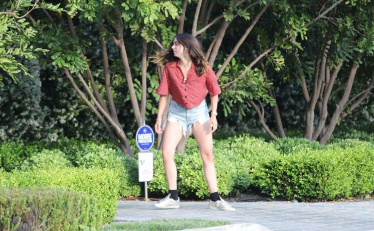 Ana De Armas Playing With Ben Affleck's Kids In Brentwood