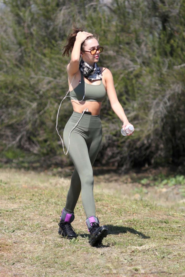 Delilah Belle Hamlin Spotted Out On Mulholland Drive In Beverly Hills