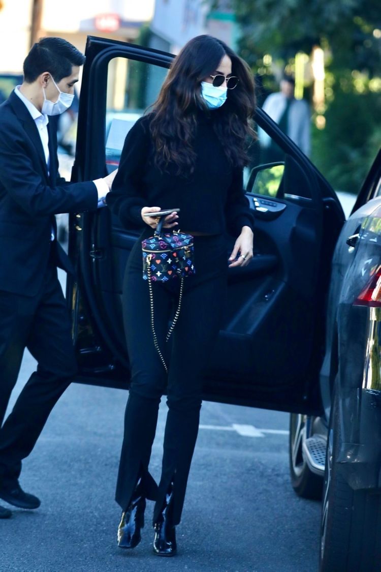 Eiza Gonzalez Going Out For Dinner In Los Angeles