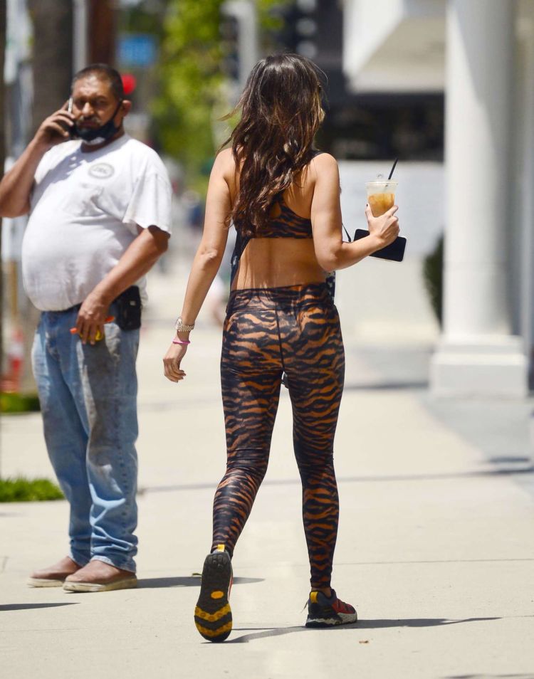 Beautiful Eiza Gonzalez Spotted In Printed Leggings And Sports Bra Out In Brentwood