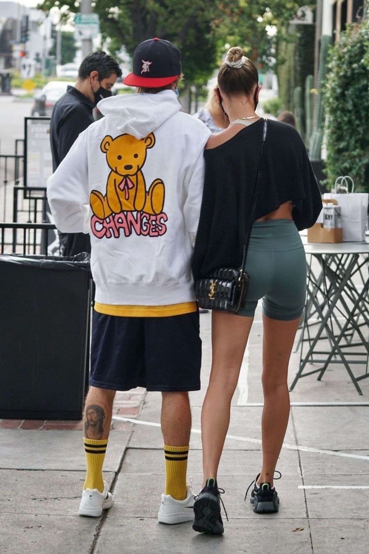 Hailey Bieber's Post Workout Pictures In Los Angeles