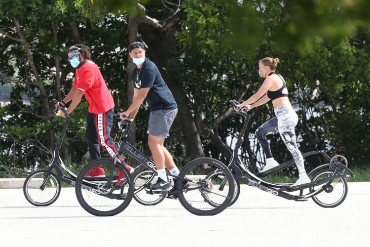 Fitness Freak Jennifer Lopez And Alex Rodriguez Training On Bikes With Their Personal Trainer
