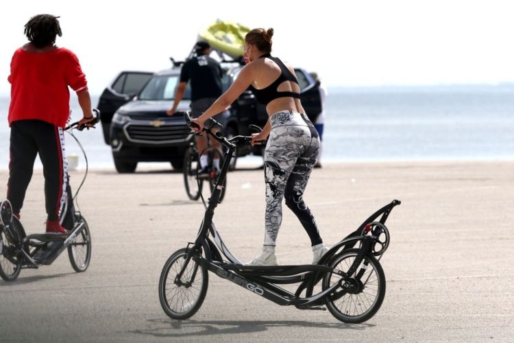 Fitness Freak Jennifer Lopez And Alex Rodriguez Training On Bikes With Their Personal Trainer
