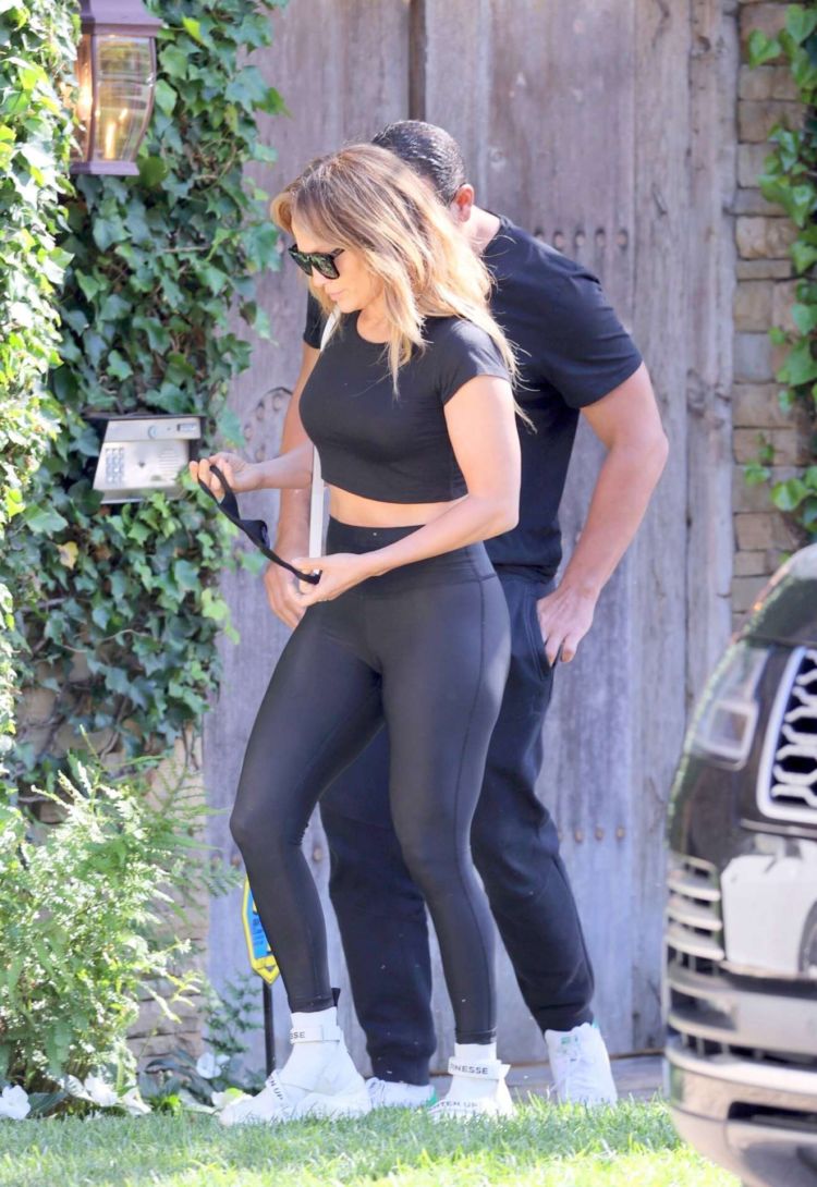 Jennifer Lopez Spotted In Tight Leggings Out In Malibu