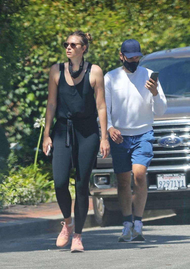 Maria Sharapova Jogging In Tights Out In Manhattan Beach