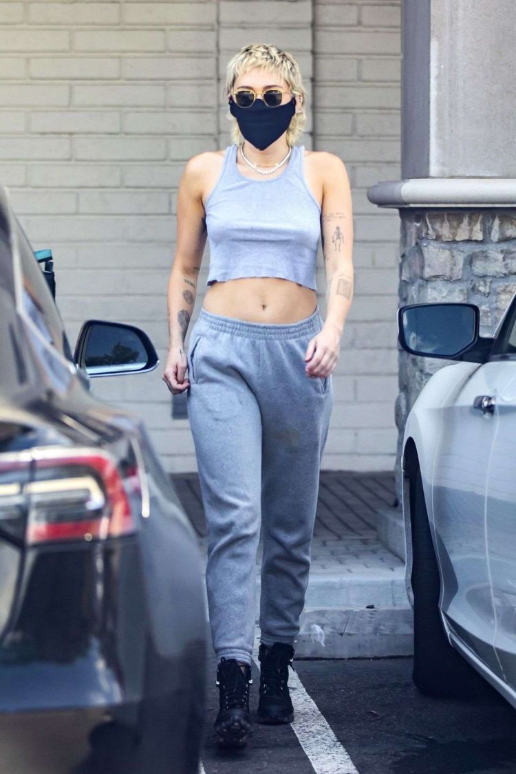 Miley Cyrus On A Shopping Trip With Cody Simpson