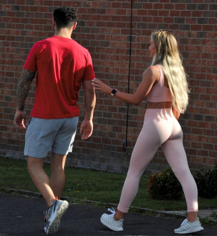 Molly Smith Spotted In A Pink Gym Outfit With Her Boyfriend In Manchester