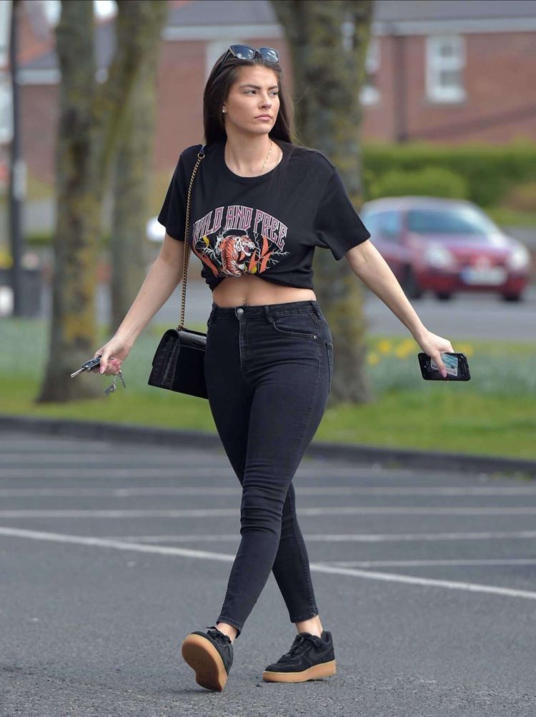 Rebecca Gormley Candids In Jeans At A Local Spa Shop In Newcastle