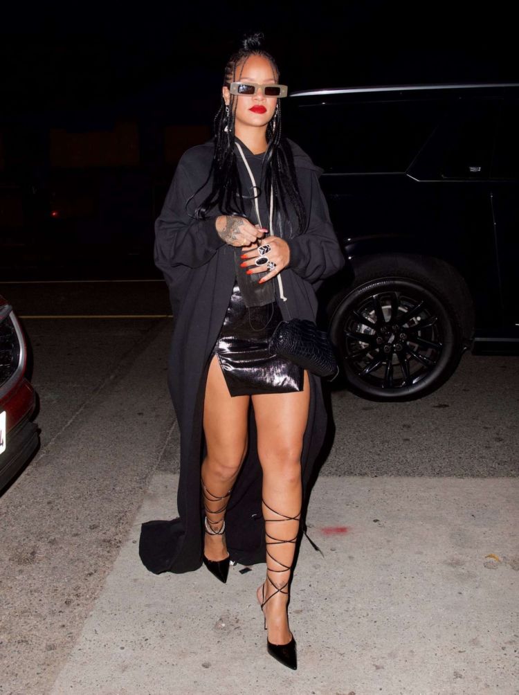 Rihanna Spotted In Black Outfit At Giorgio Baldi In Los Angeles