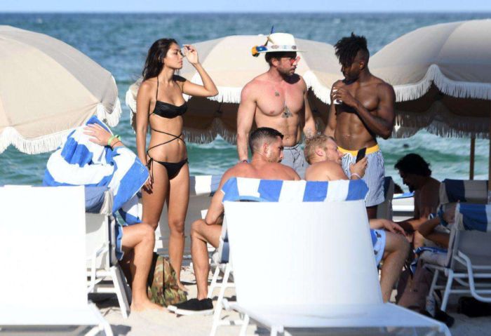 Ambra Gutierrez Makes A Splash In A Black Bikini At Miami Beach