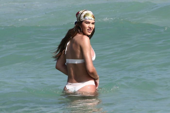 Amelia Gray Hamlin In A White Bikini On The Beach In Miami