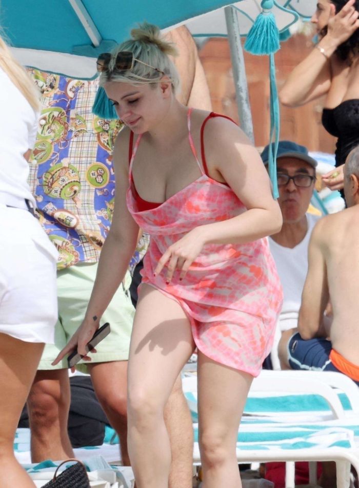 Ariel Winter Vacationing In A Red Bikini With Boyfriend Luke Benward On Laguna Beach