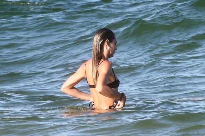 Candice Swanepoel Vacationing In Bikini On The Beach In Miami