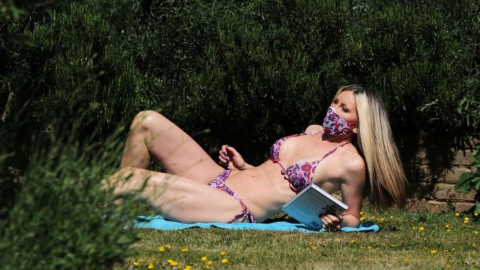 Caprice Bourret Tanning In A Three-Piece Trikini In A Park In London