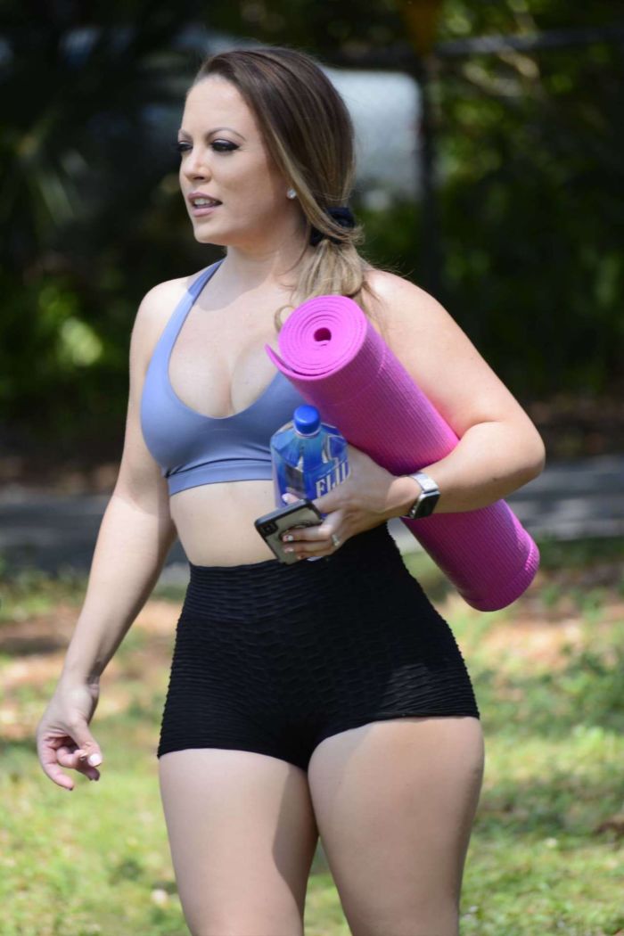 Bombshell Carmen Valentina Working Out At A Park In Miami
