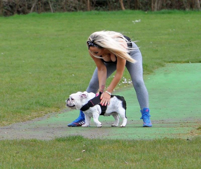 Fitness Freak Danielle Mason Working Out At A Park In London