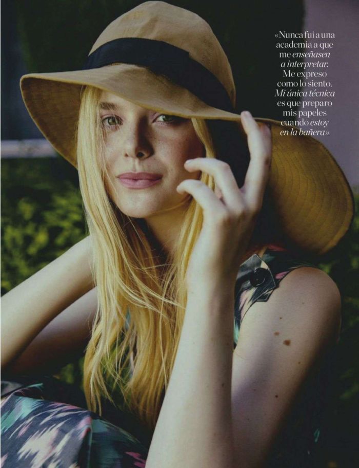 Beautiful Elle Fanning For Elle Magazine Spain (June 2020)