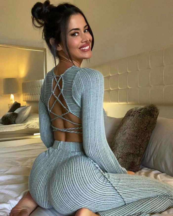 Eva Padlock's Special Photoshoot At Home