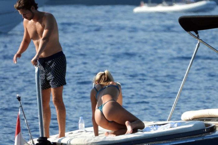 Frida Aasen And Boyfriend Tommy Chiabra On A Yacht In South Of France