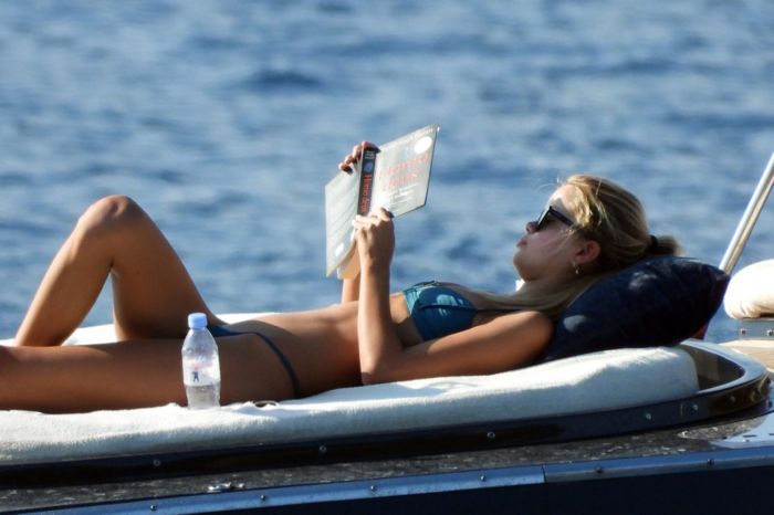 Frida Aasen And Boyfriend Tommy Chiabra On A Yacht In South Of France