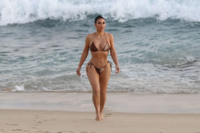 Kim Kardashian Enjoying In A Bikini On The Beach In Malibu