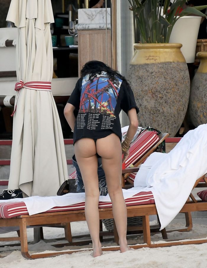 Lexy Panterra Candids In Bikini On The Beach In St Barths