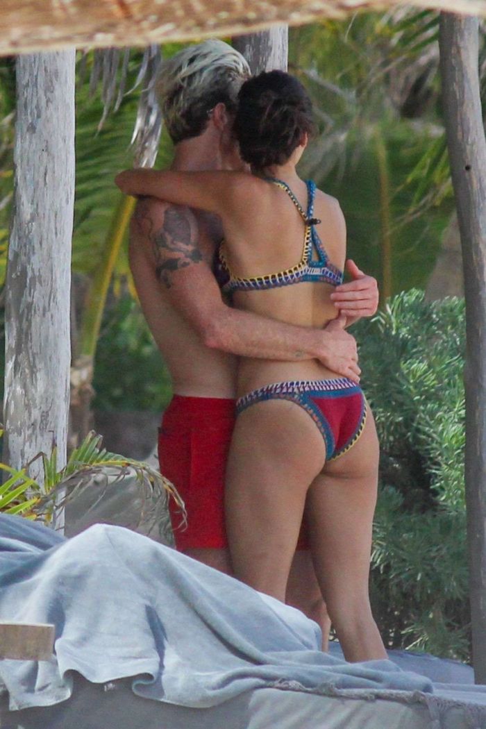 Nina Dobrev And Shaun White Vacationing At The Beach In Tulum