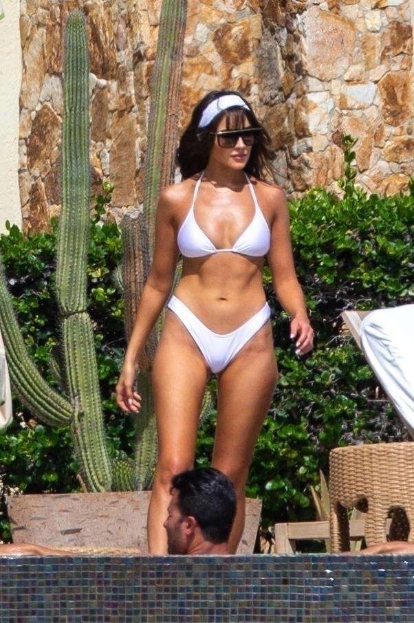 Olivia Culpo In A White Bikini At The Pool In Cabo San Lucas