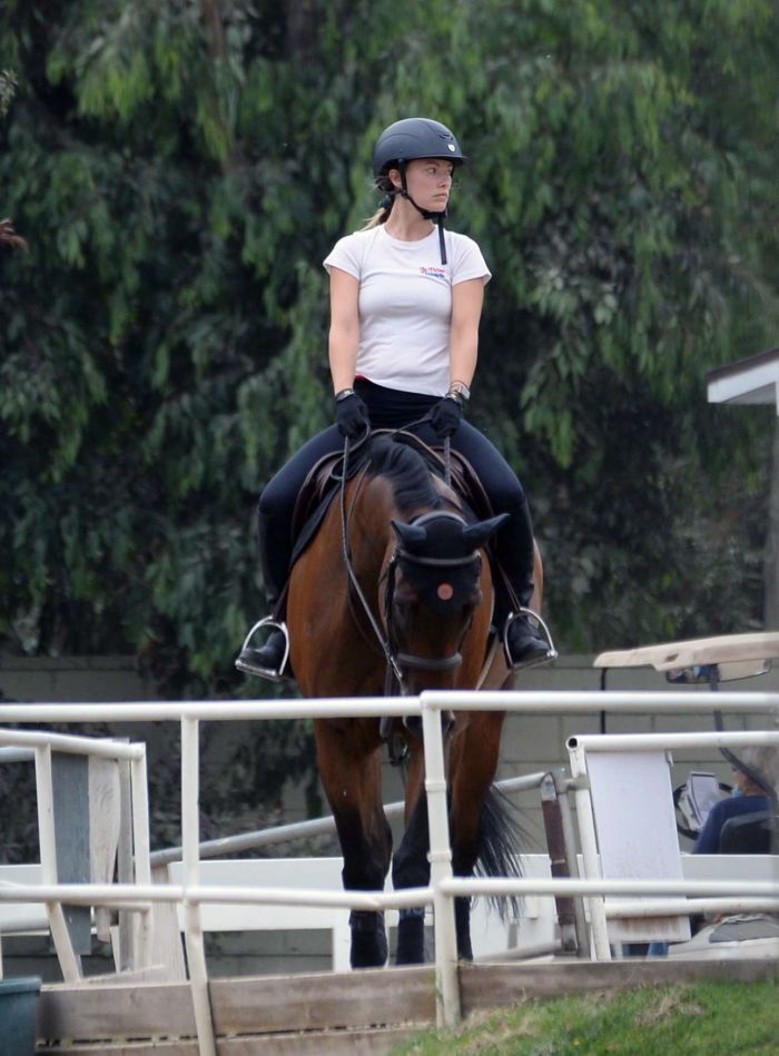 Olivia Wilde Riding A Horse In Thousand Oaks
