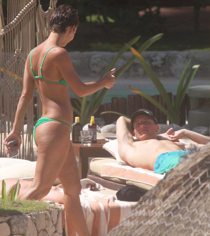 Rachel Cook Vacationing In A Green Bikini In Tulum