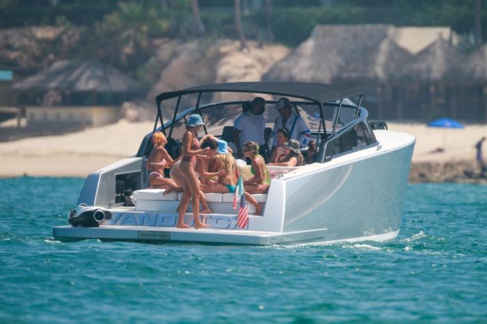 Sofia Richie Celebrating 22nd Birthday With Epic Girls Getaway In Cabo