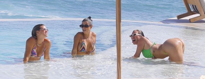 Sofia Richie Celebrating 22nd Birthday With Epic Girls Getaway In Cabo