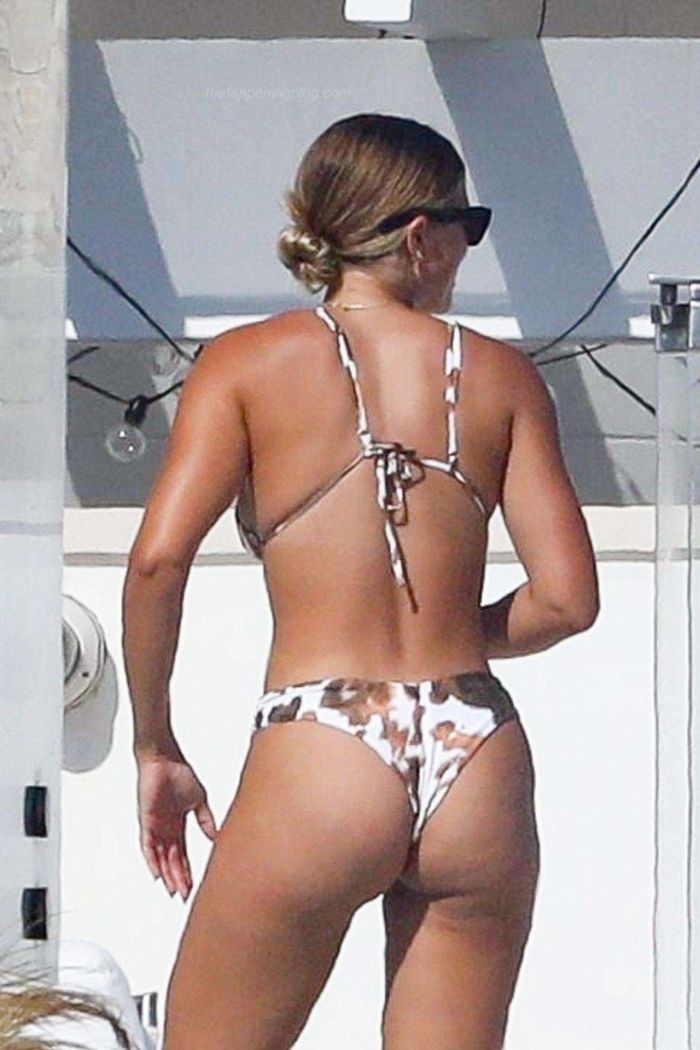 Sofia Richie Candids In Bikini At A Pool In Malibu
