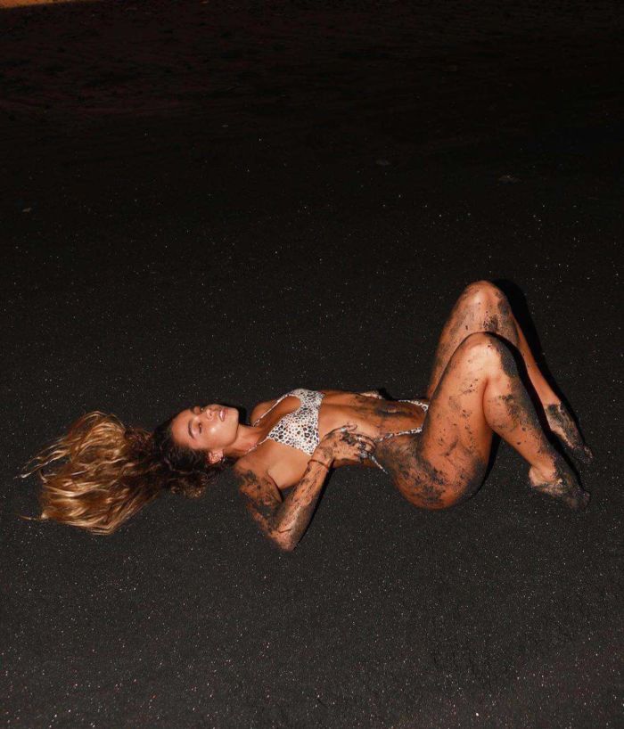 Sommer Ray In Bikini For A Sensational Sunset Photoshoot