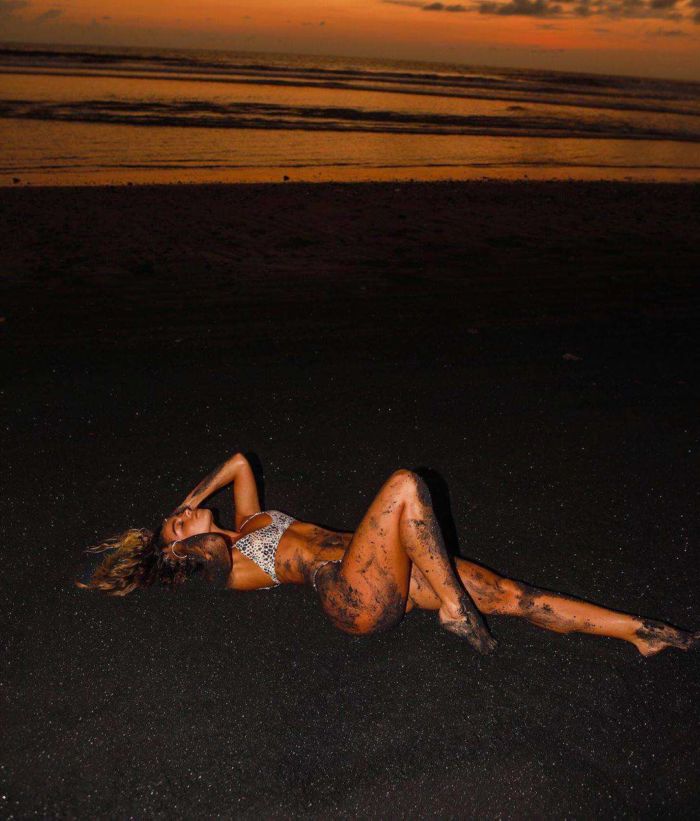 Sommer Ray In Bikini For A Sensational Sunset Photoshoot