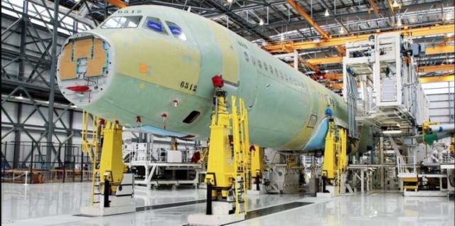 The Making Of The High-Tech Aircraft